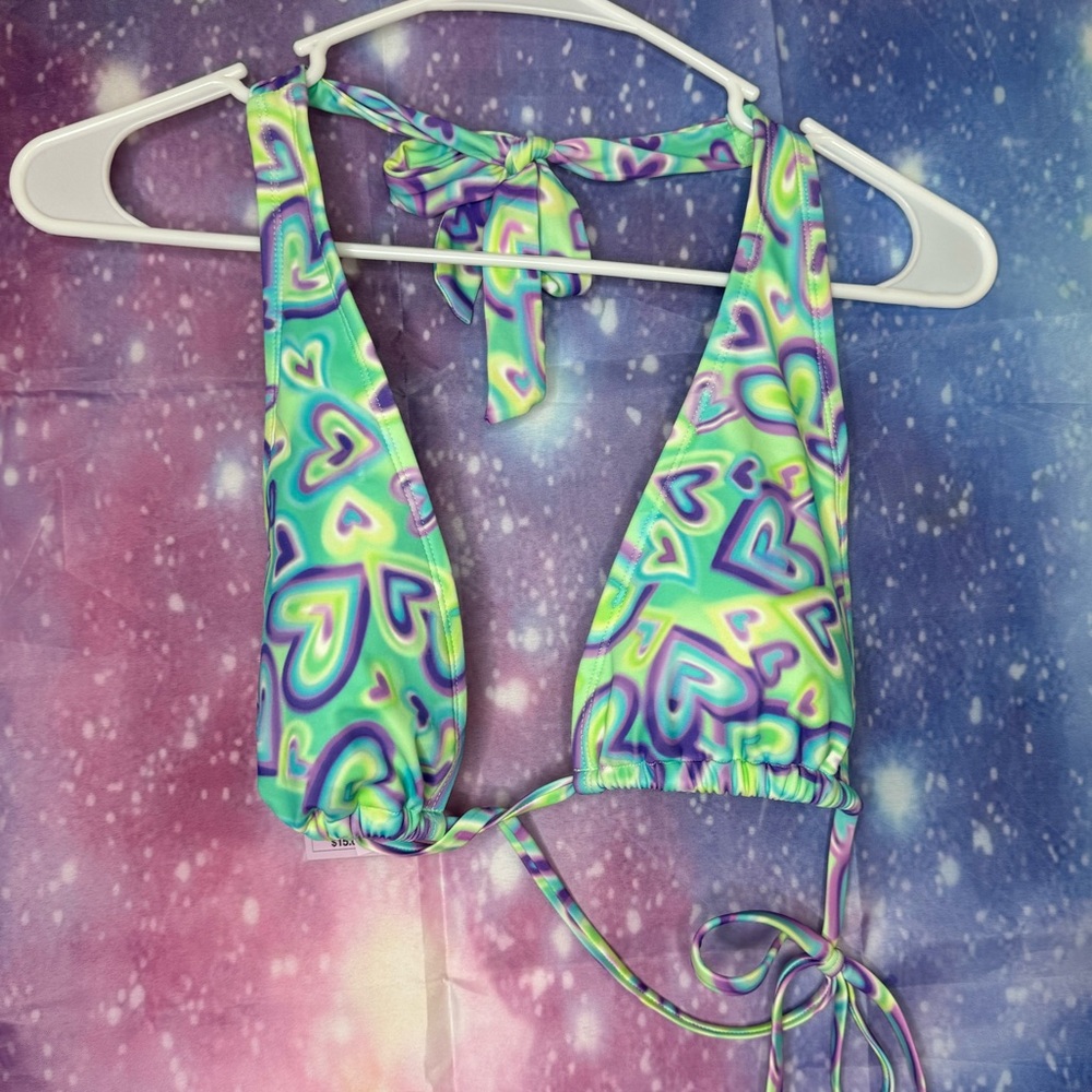 New Wild fable heart print bikini top 🛍